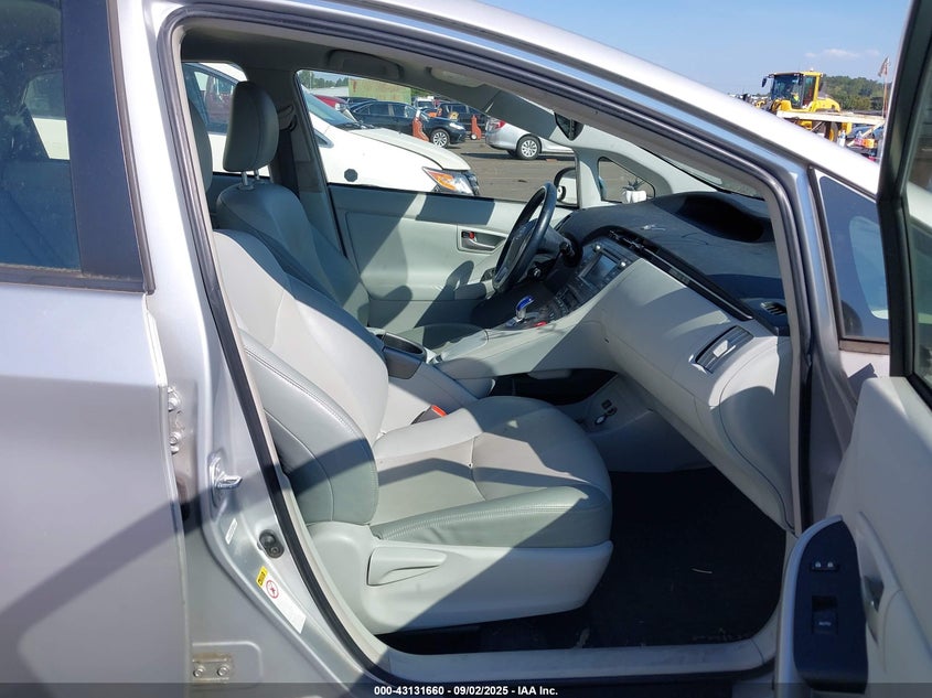 2015 TOYOTA PRIUS FOUR JTDKN3DU6F0407645