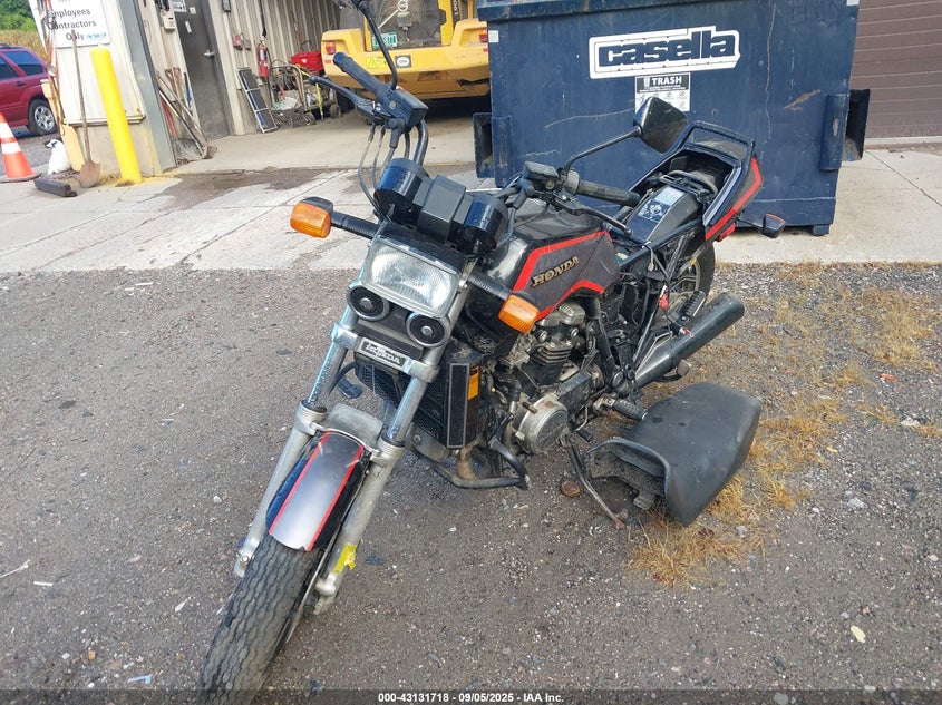 1HFSC1716FA101301 1985 Honda Vf1100 S auction photo 1