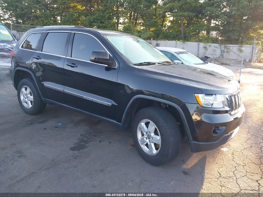 JEEP GRAND CHEROKEE LAREDO