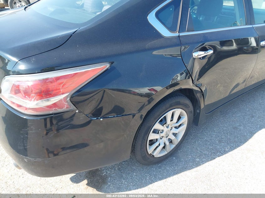 2015 NISSAN ALTIMA 2.5/2.5 S/2.5 SL/2.5 SV - 1N4AL3AP7FC496713