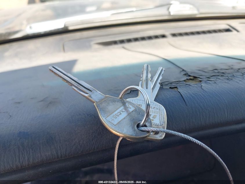 1999 Nissan Pathfinder Le/Se/Xe VIN: JN8AR05Y4XW322693 Lot: 43132422