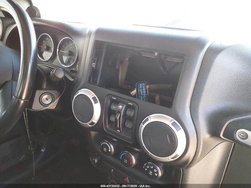 2011 Jeep Wrangler Unlimited Rubicon VIN: 1J4BA6H18BL557594 Lot: 43132432