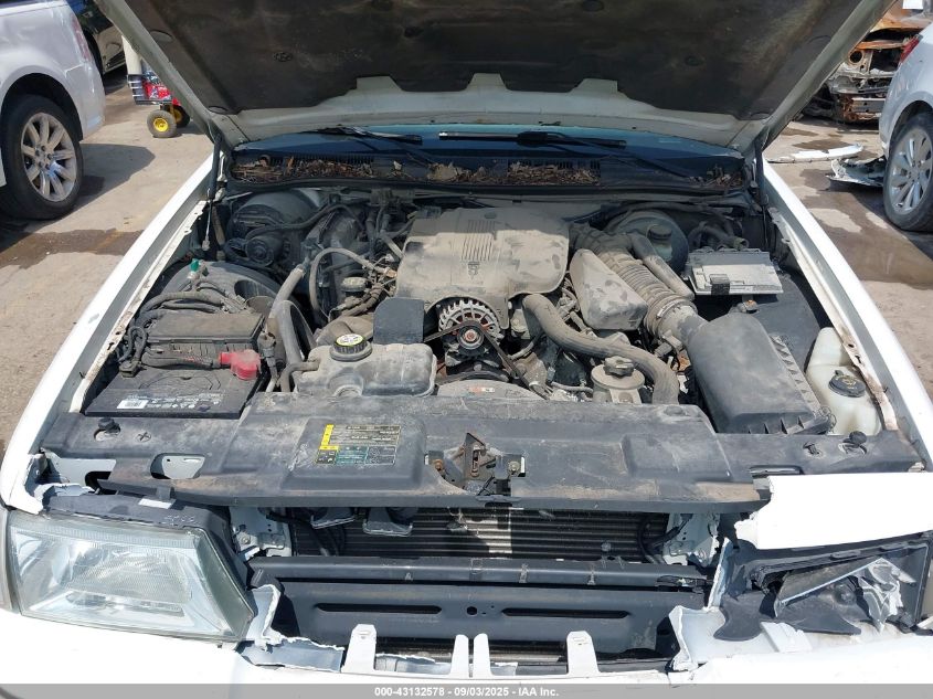 2005 Mercury Grand Marquis Gs VIN: 2MEFM74W95X626840 Lot: 43132578