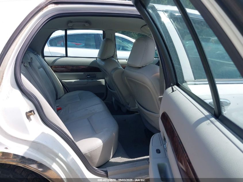 2005 Mercury Grand Marquis Gs VIN: 2MEFM74W95X626840 Lot: 43132578