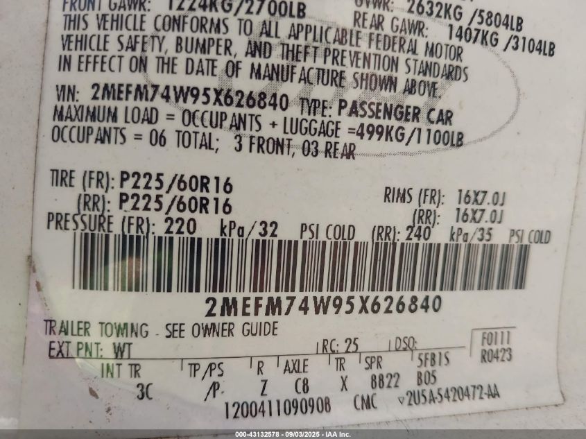 2005 Mercury Grand Marquis Gs VIN: 2MEFM74W95X626840 Lot: 43132578