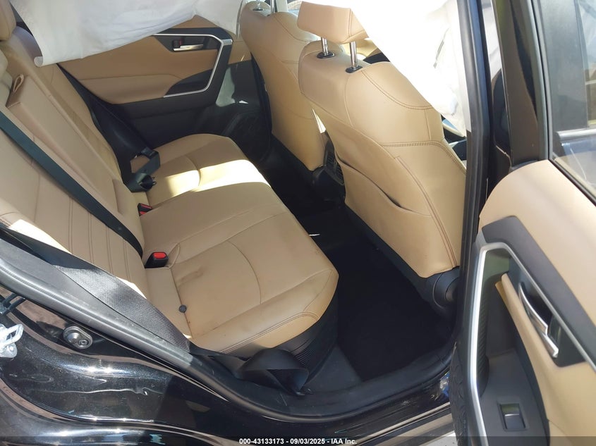 2021 TOYOTA RAV4 HYBRID XLE PREMIUM - JTMB6RFV9MD503510