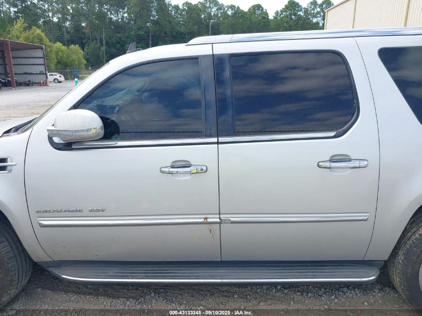 2010 Cadillac Escalade Esv Luxury VIN: 1GYUCHEF4AR149457 Lot: 43133345