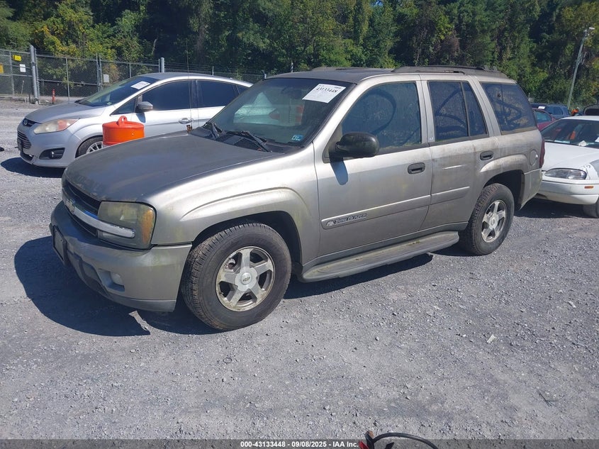 1GNDT13S832125954 2003 CHEVROLET TRAILBLAZER photo no. 2