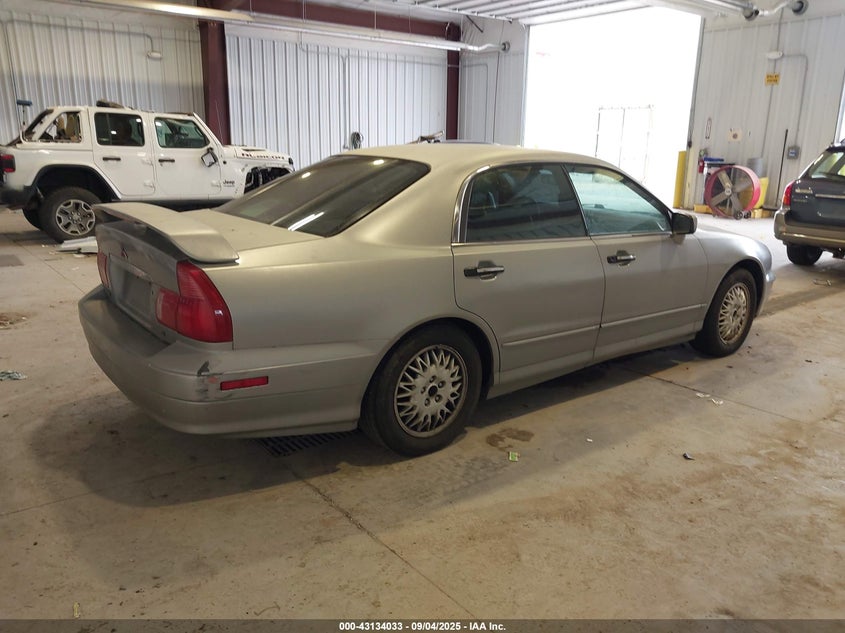 MITSUBISHI DIAMANTE 2000 6MMAP67P8YT002133 Photo 4