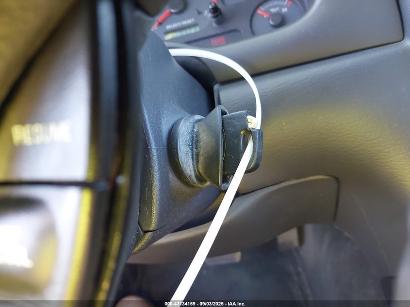 2004 Ford Mustang VIN: 1FAFP404X4F122230 Lot: 43134159