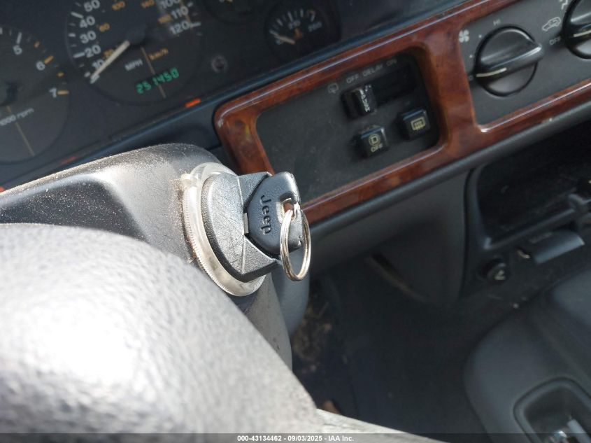 1998 Jeep Grand Cherokee Laredo VIN: 1J4FX58S9WC358238 Lot: 43134462