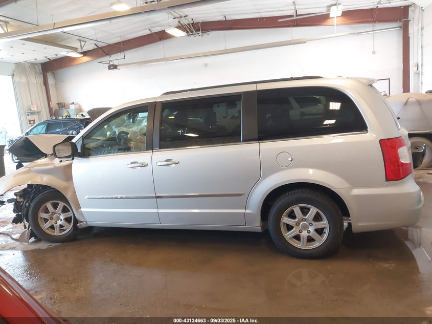 2011 Chrysler Town & Country Touring VIN: 2A4RR5DG6BR716177 Lot: 43134663