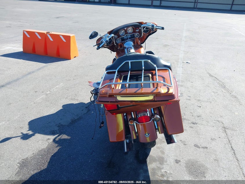 2008 HARLEY-DAVIDSON FLHTCUSE3 105TH ANNIVERSARY EDITION 1HD1PR8428Y952747