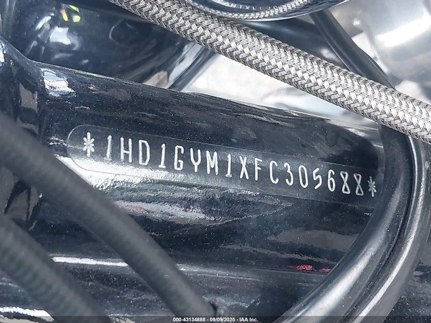 2015 Harley-Davidson Fxdf Dyna Fat Bob VIN: 1HD1GYM1XFC305688 Lot: 43134888