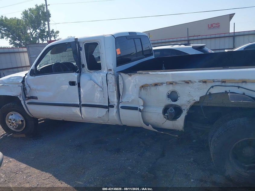 1999 Dodge Ram 3500 St VIN: 1B7MF3366XJ566489 Lot: 43135028