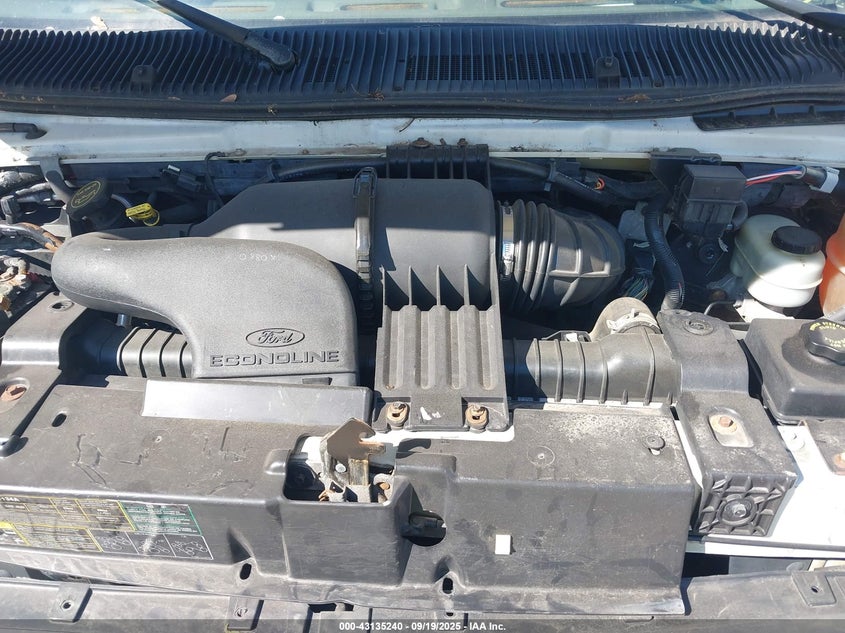 2006 Ford E-350 Cutaway VIN: 1FDSE35L86HA43537 Lot: 43135240