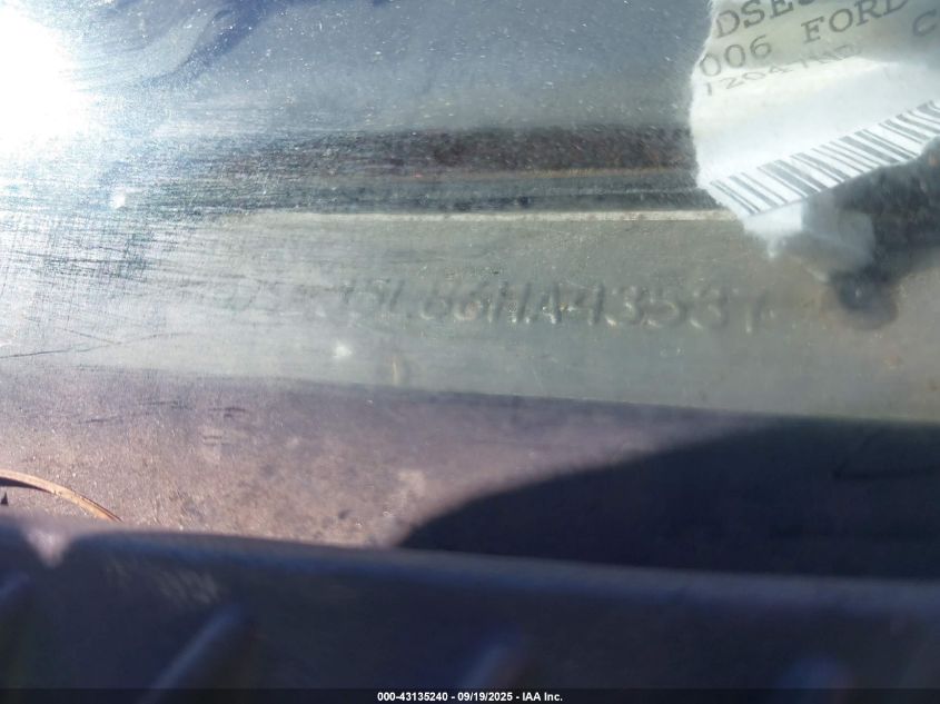 2006 Ford E-350 Cutaway VIN: 1FDSE35L86HA43537 Lot: 43135240