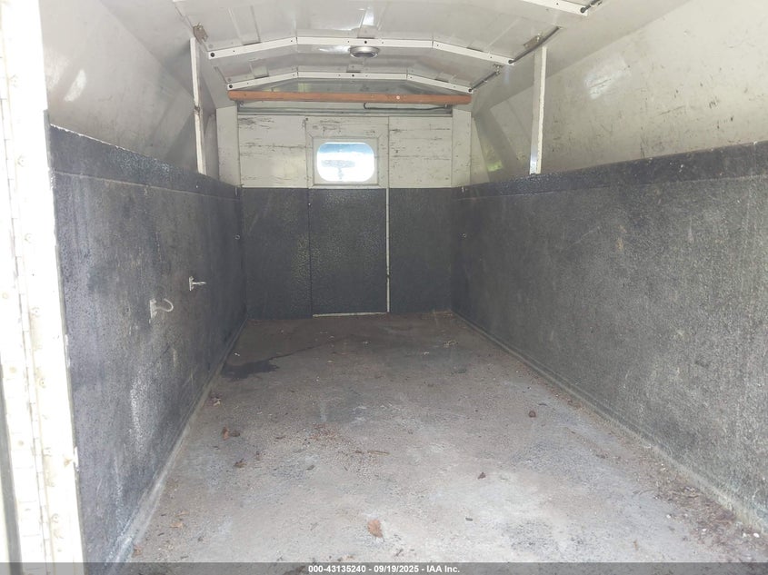 2006 Ford E-350 Cutaway VIN: 1FDSE35L86HA43537 Lot: 43135240