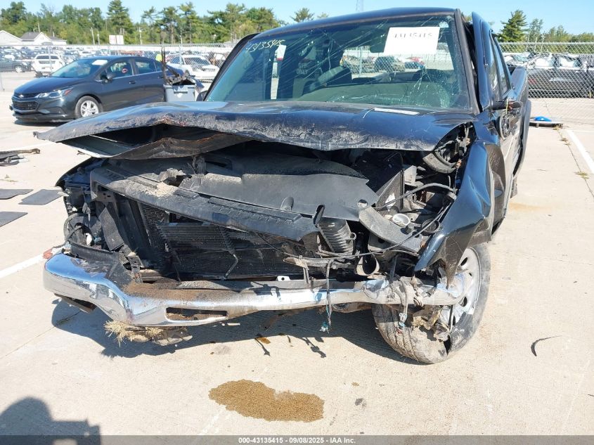 2005 GMC Sierra 1500 Sle VIN: 2GTEC13T951158082 Lot: 43135415