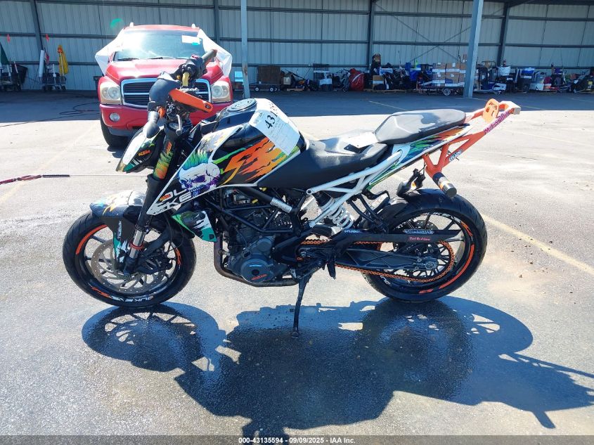 2021 Ktm 390 Duke VIN: MD2JPJ401MC299206 Lot: 43135594