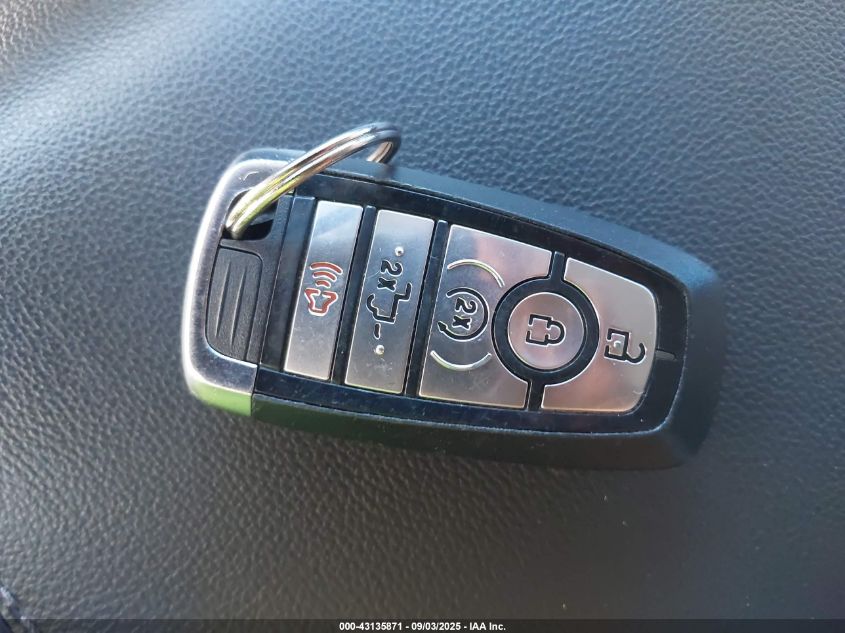 2023 Ford F150 Xlt VIN: 1FTEW1CP9PKE39392 Lot: 43135871