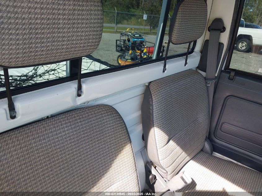 HA42214928 1995 HONDA  photo no. 8