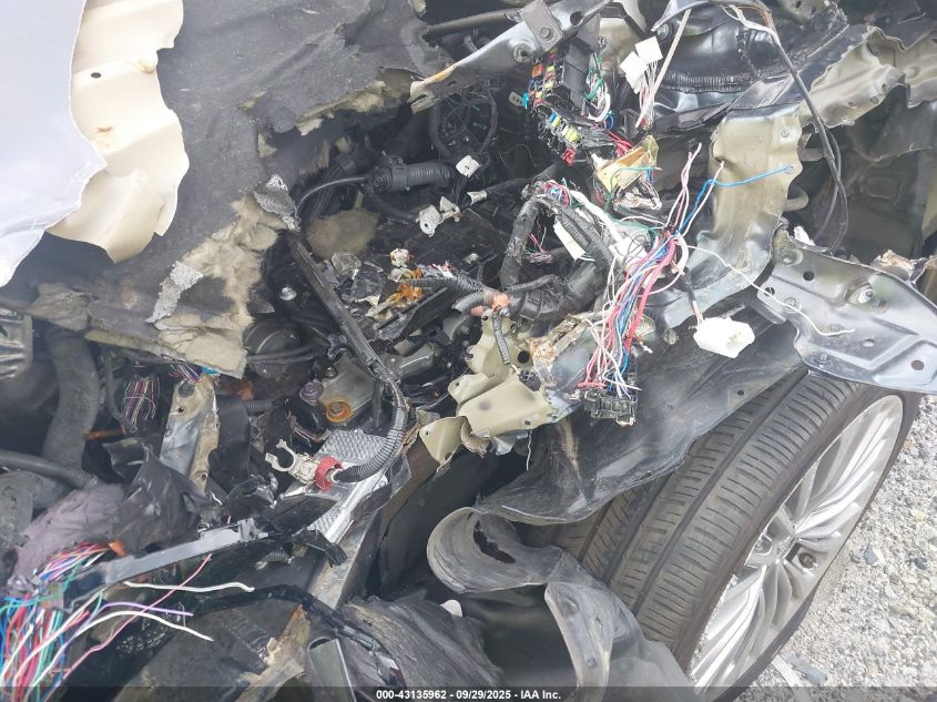 2019 Toyota Avalon Limited VIN: 4T1BZ1FB2KU037300 Lot: 43135962