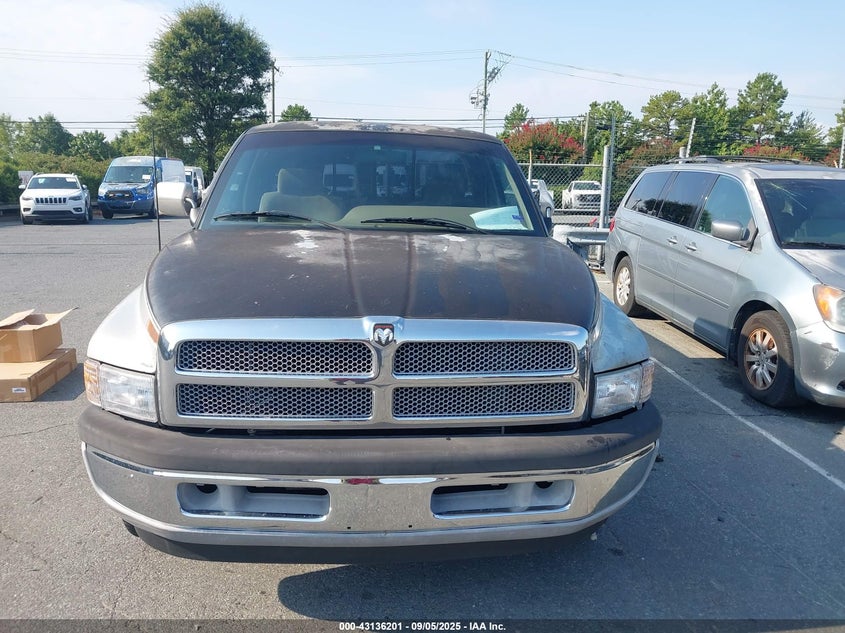 1996 Dodge Ram 1500 VIN: 1B7HC13Y4TJ135983 Lot: 43136201