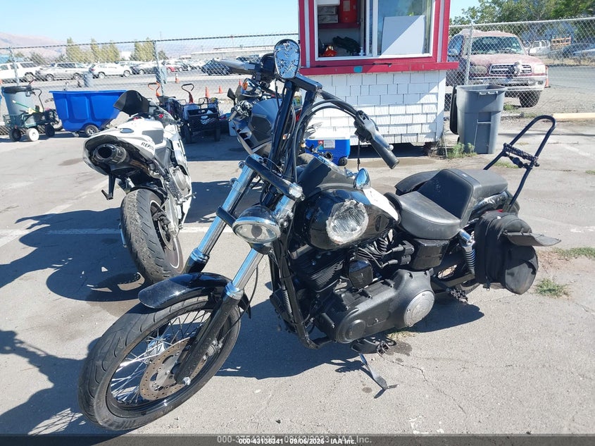 1HD1GXM12EC329900 2014 HARLEY-DAVIDSON STREET BOB photo no. 2