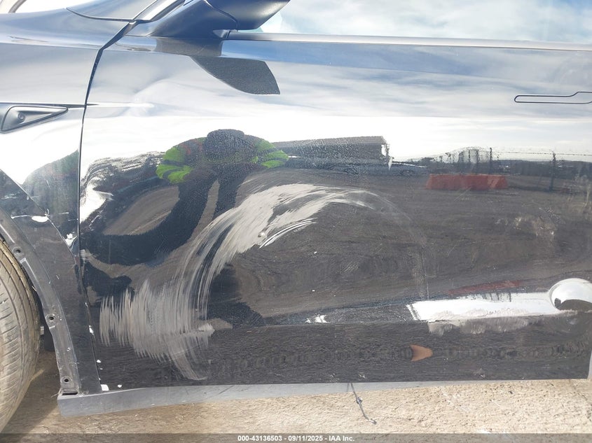 2022 Tesla Model Y Long Range Dual Motor All-Wheel Drive VIN: 7SAYGDEE4NF440177 Lot: 43136503