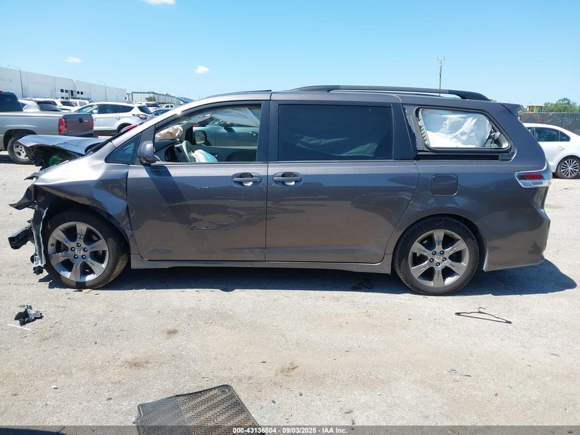 2012 Toyota Sienna Se 8 Passenger VIN: 5TDXK3DC5CS232979 Lot: 43136504