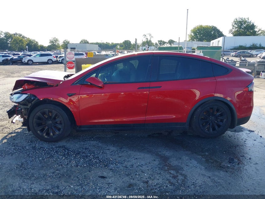 2018 Tesla Model X 100D/75D/P100D VIN: 5YJXCBE28JF112916 Lot: 43136746