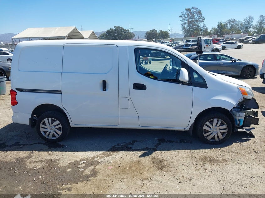 2017 NISSAN NV200 SV 3N6CM0KN9HK707058