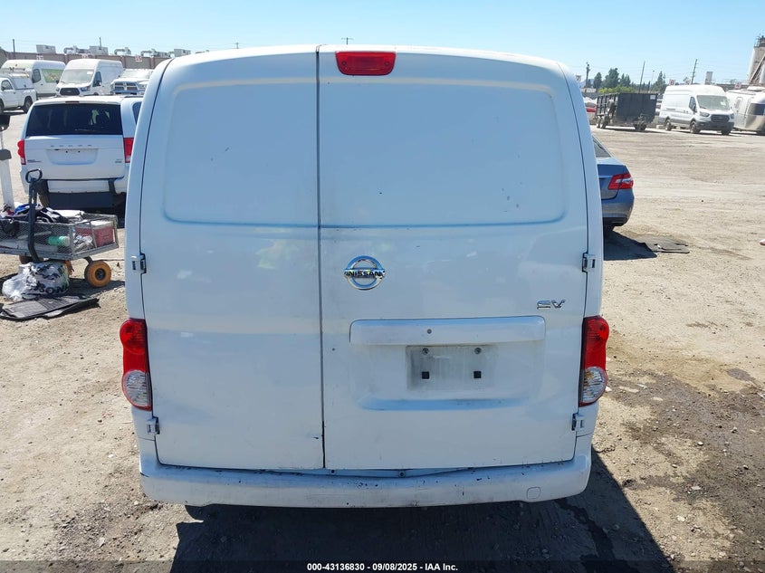 2017 NISSAN NV200 SV 3N6CM0KN9HK707058