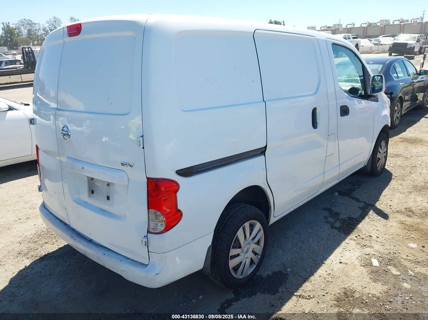 2017 NISSAN NV200 SV 3N6CM0KN9HK707058