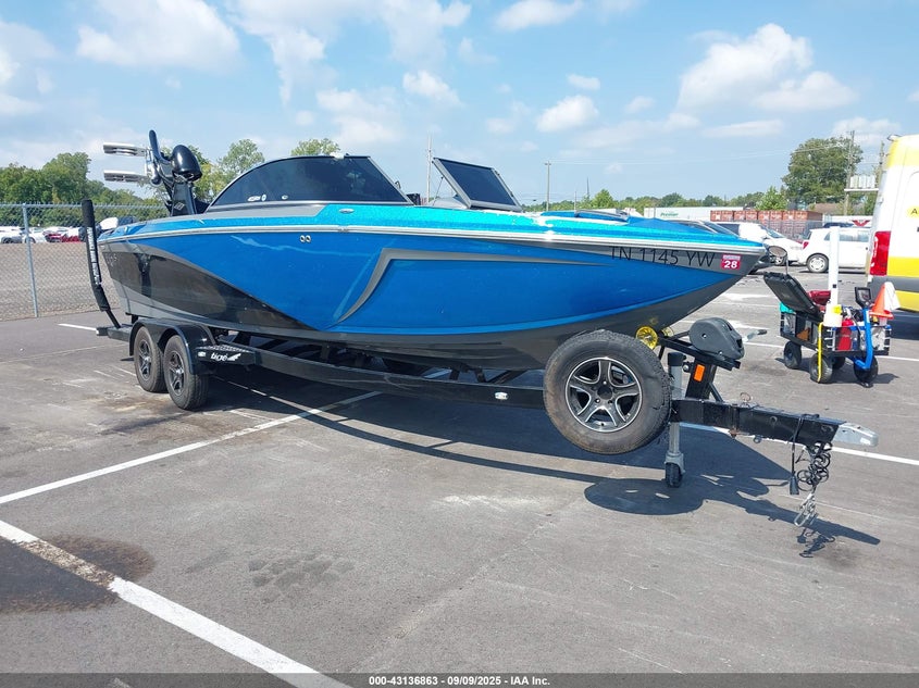 TIGE SKIBOAT 2016. Lot# 43136863. VIN TIX0768A1516. Photo 1