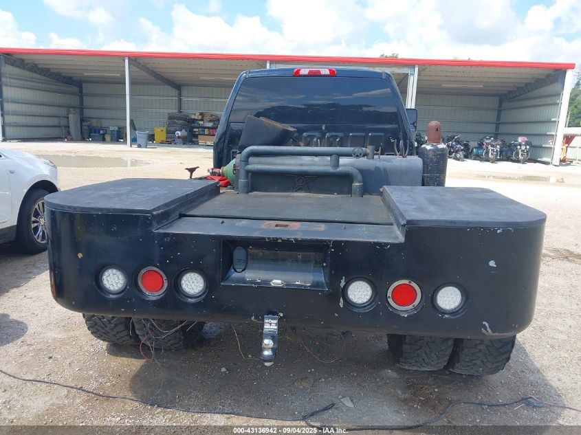 2018 GMC Sierra 3500Hd Denali VIN: 1GT42YEY5JF250681 Lot: 43136942