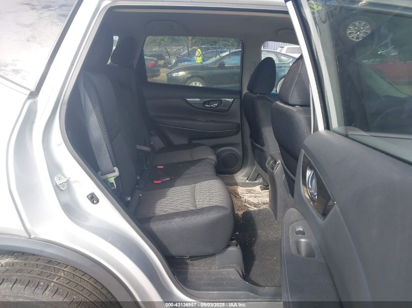 2017 Nissan Rogue S VIN: 5N1AT2MV4HC811786 Lot: 43136957