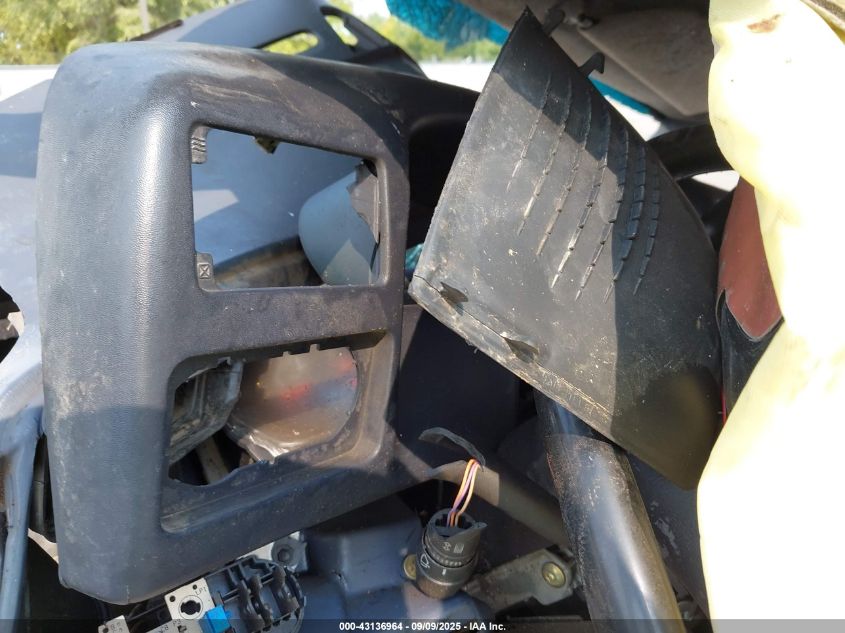 2000 Ford F-350 Lariat/Xl/Xlt VIN: 1FTSW31F1YEC07443 Lot: 43136964