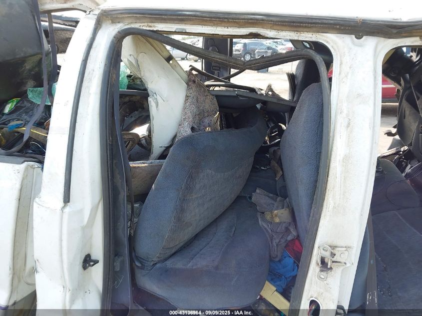 2000 Ford F-350 Lariat/Xl/Xlt VIN: 1FTSW31F1YEC07443 Lot: 43136964