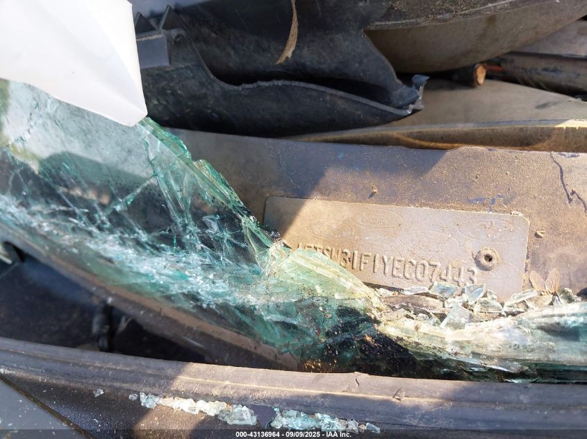 2000 Ford F-350 Lariat/Xl/Xlt VIN: 1FTSW31F1YEC07443 Lot: 43136964