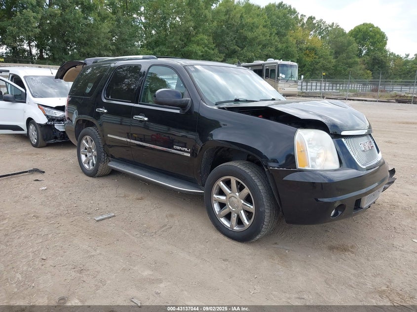 GMC YUKON DENALI