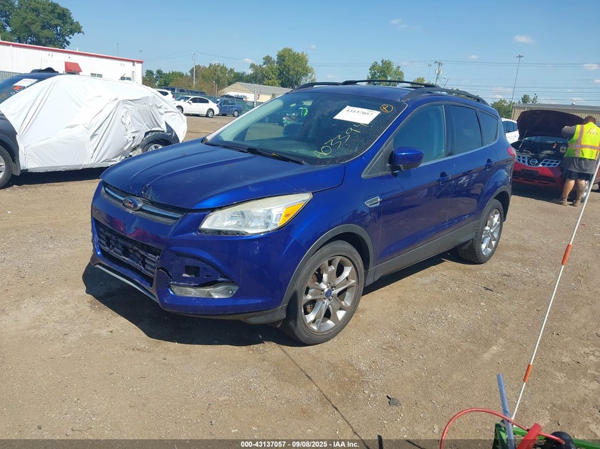 Vin: 1fmcu0gx7dua03394, lot: 43631397, ford escape se 20132