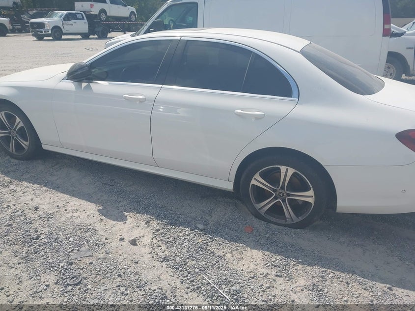 2018 Mercedes-Benz E 300 VIN: WDDZF4JB2JA396981 Lot: 43137276