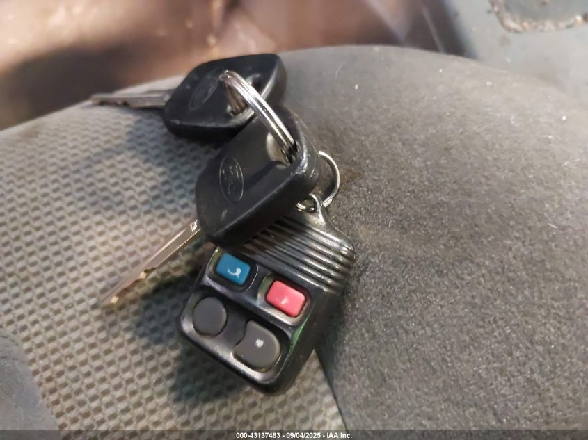 2002 Ford Focus Se VIN: 1FAFP34P02W246213 Lot: 43137483