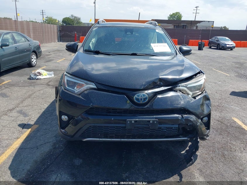 2018 TOYOTA RAV4 HYBRID SE - JTMJJREV1JD209705