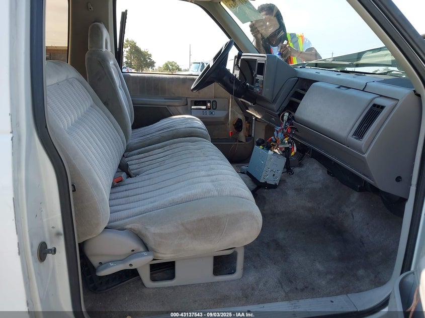 1GNEK18K9NJ309809 1992 CHEVROLET BLAZER photo no. 5