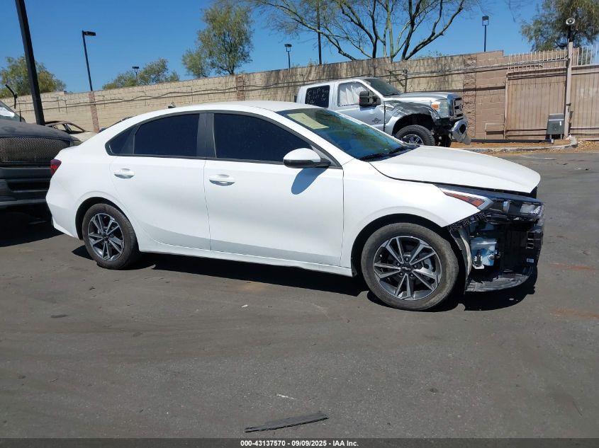 2024 Kia Forte Lxs VIN: 3KPF24AD3RE795692 Lot: 43137570