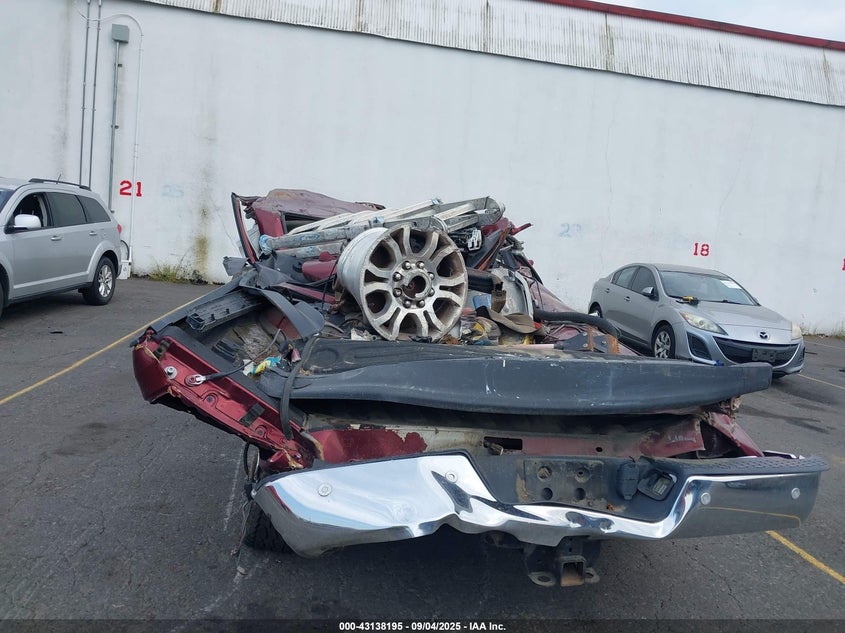 2018 Ram 3500 Laramie 4X4 8' Box VIN: 3C63R3JL0JG132726 Lot: 43138195