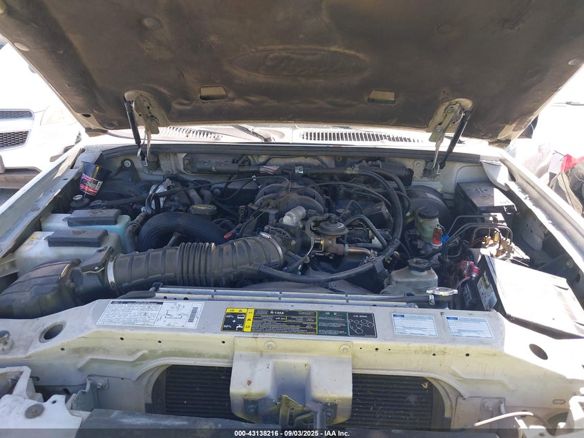 2002 Ford Explorer Sport Trac VIN: 1FMZU67EX2UD71870 Lot: 43138216